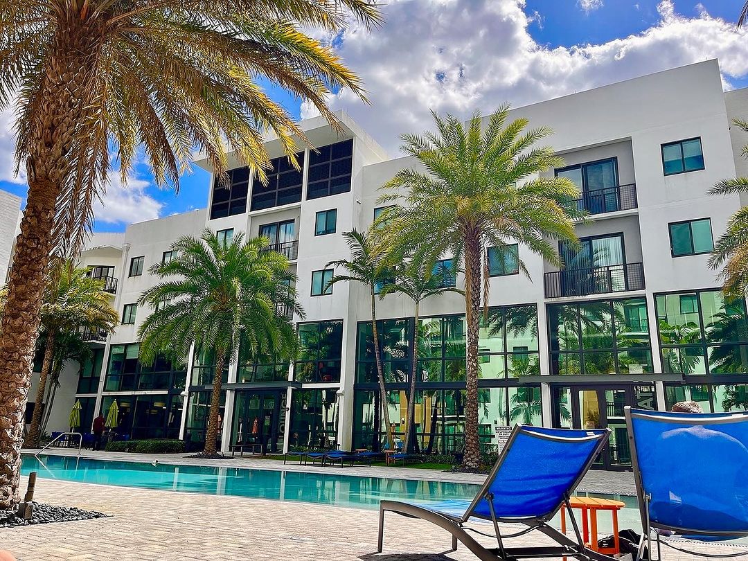 University Park Boca Raton, FL Student Apartments near FAU
