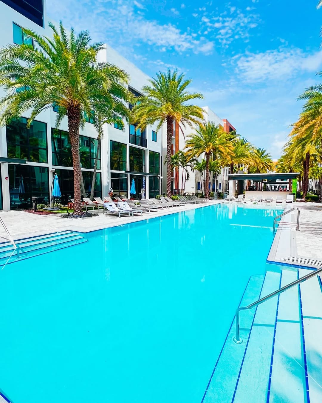 Sun's out, vibes up \ud83c\udf34\ud83d\udca6\n\nWelcome to your daily escape at our resort-style pool \u2014 where every splash feels like a vacation and every lounge chair has your name on it. \u2600\ufe0f\ud83c\udf79\n\n